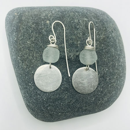 JWW 746 Small Circle earrings by Jen Williams